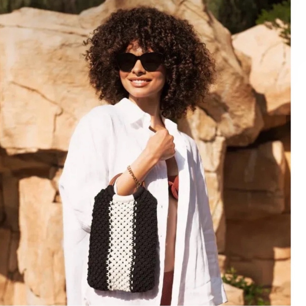 NWT Bag Curateur Laude The Label Gabby Black White Small Macrame Handle Ring